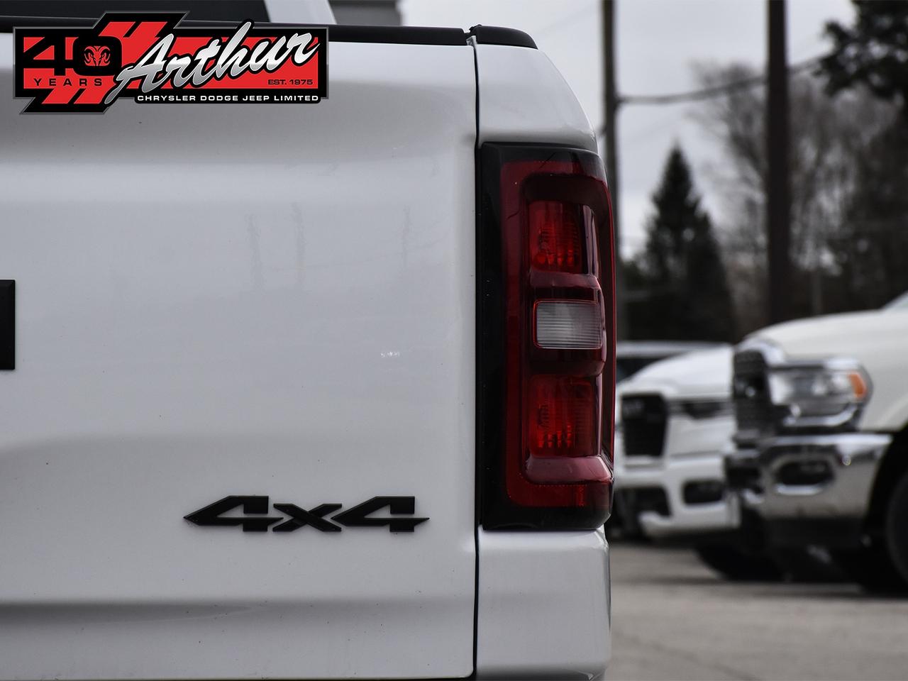 2025 RAM 1500 TRADESMAN SPORT CREW 4X4 Photo