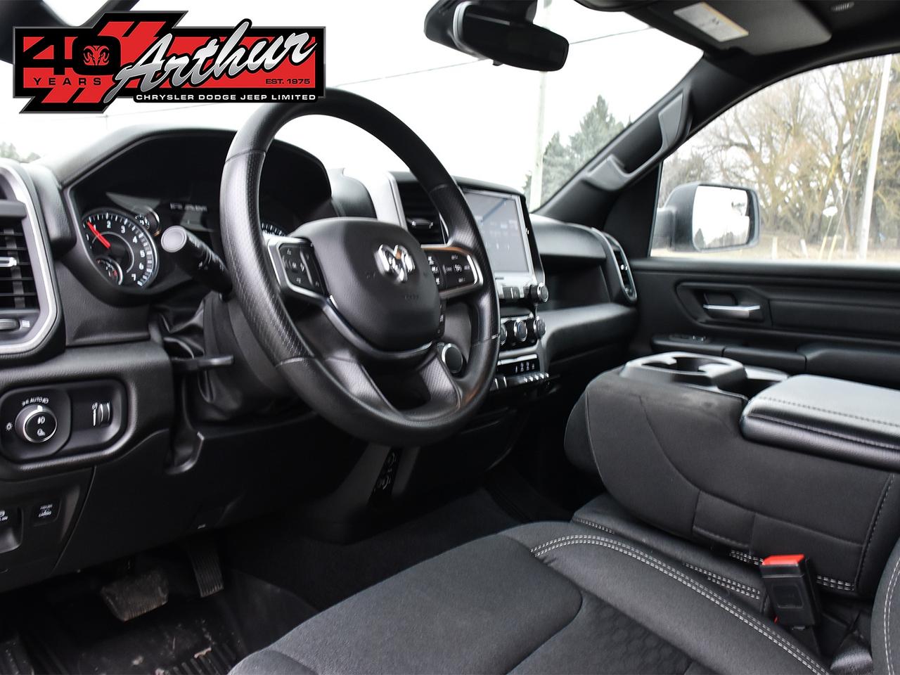 2025 RAM 1500 TRADESMAN SPORT CREW 4X4 Photo