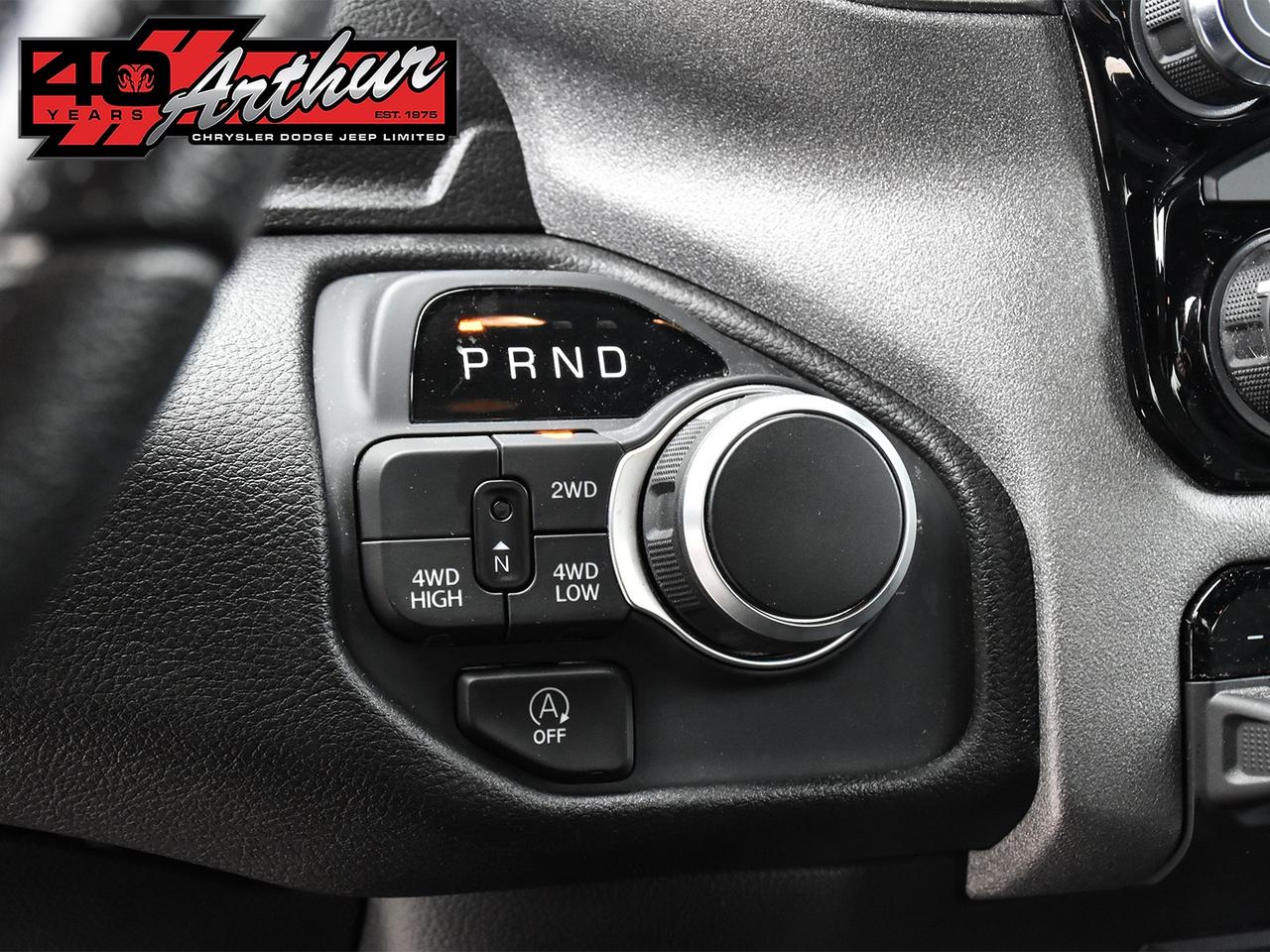 2025 RAM 1500 TRADESMAN SPORT CREW 4X4 Photo