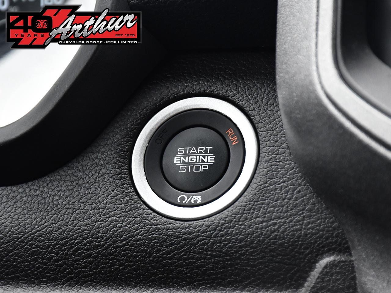 2025 RAM 1500 TRADESMAN SPORT CREW 4X4 Photo