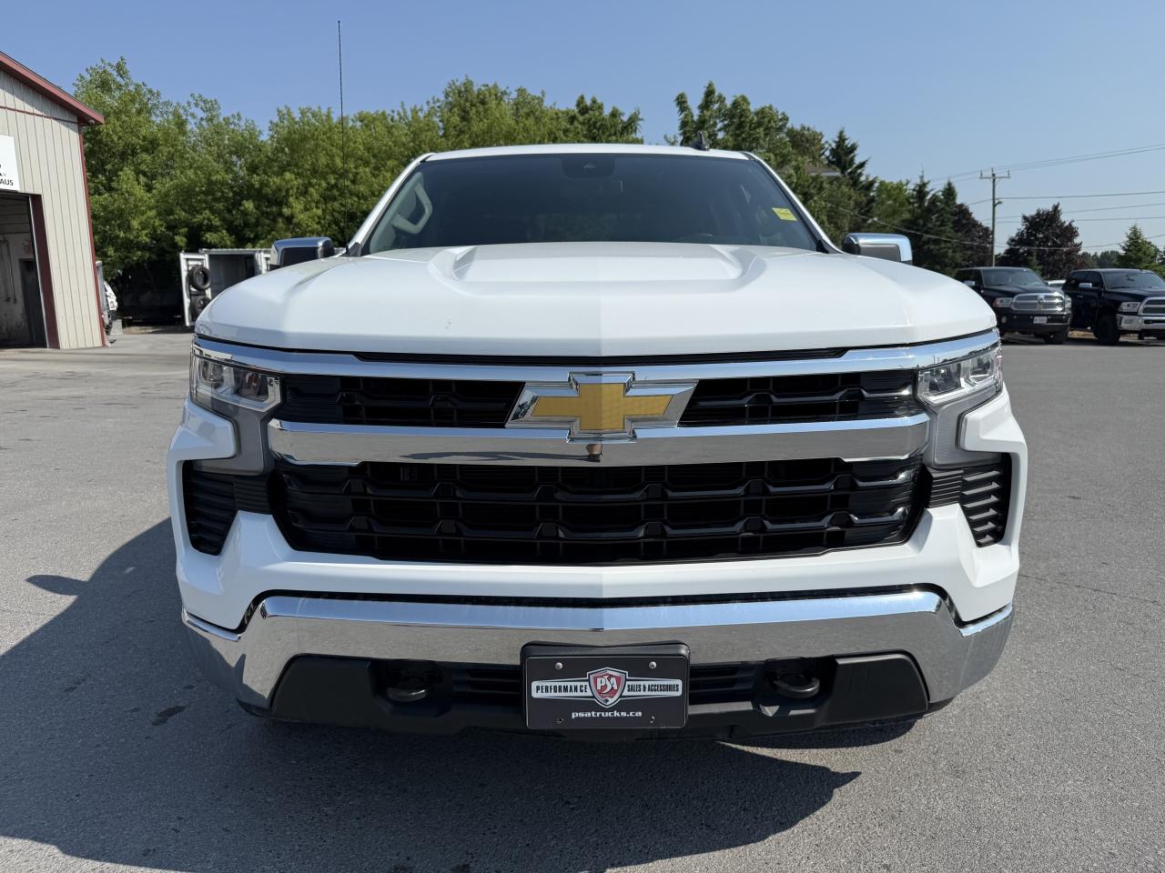 2023 Chevrolet Silverado 1500 LT CREW S/B Photo