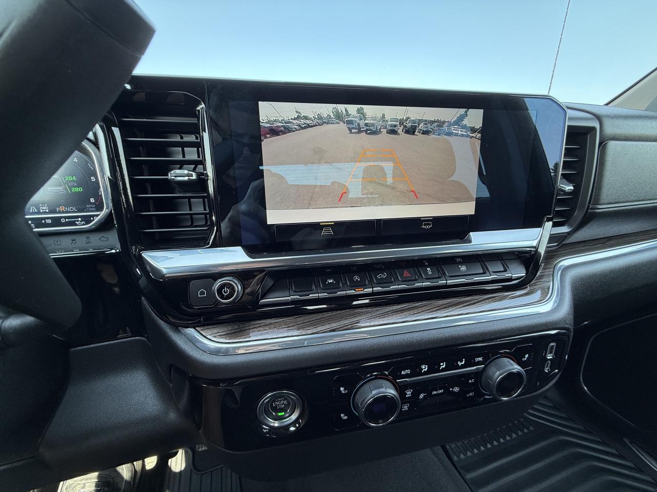 2023 Chevrolet Silverado 1500 LT CREW S/B Photo