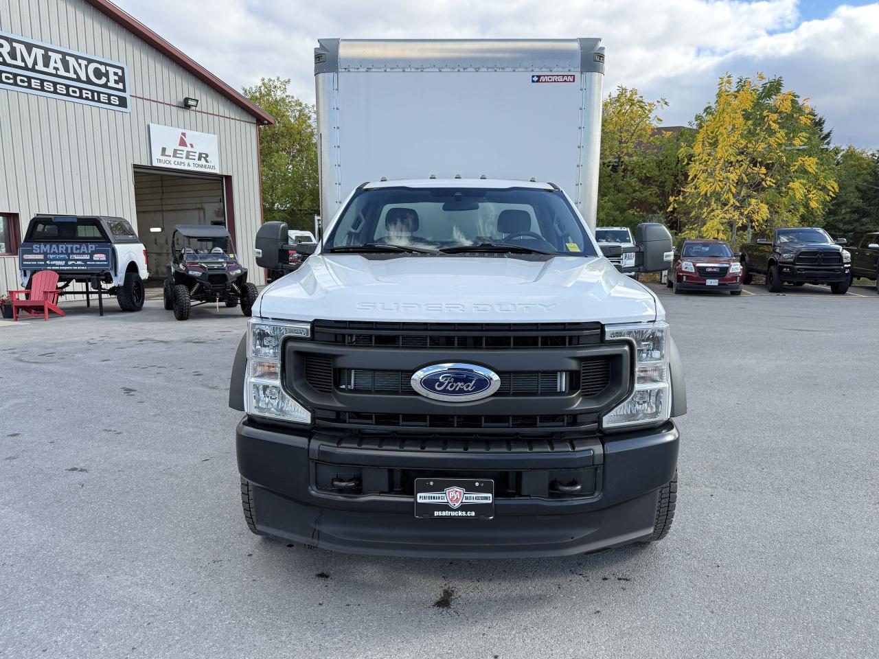 2022 Ford F-450 SUPER DUTY XL 2WD Reg Cab 145  WB 60  CA Photo