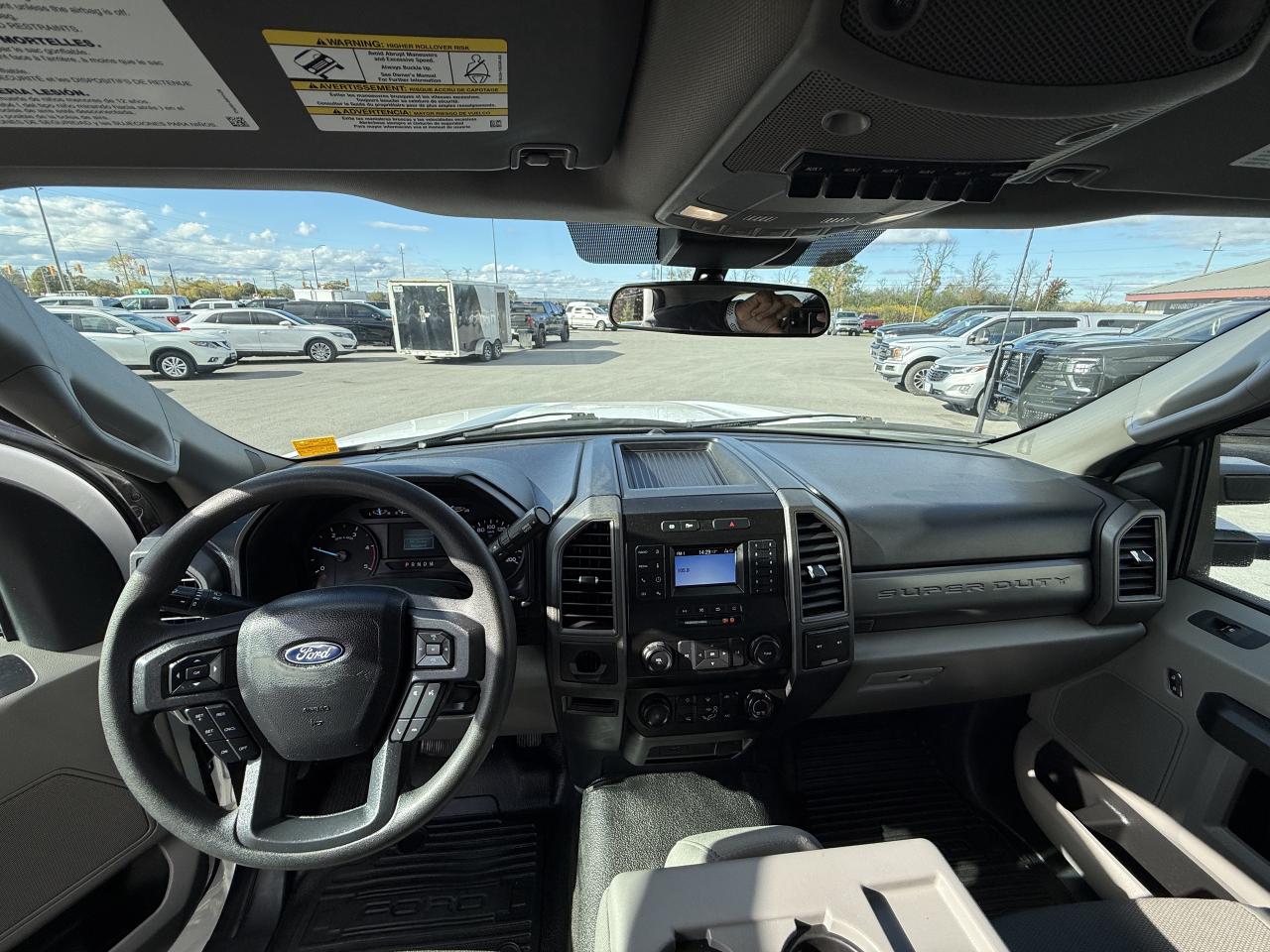 2022 Ford F-450 SUPER DUTY XL 2WD Reg Cab 145  WB 60  CA Photo