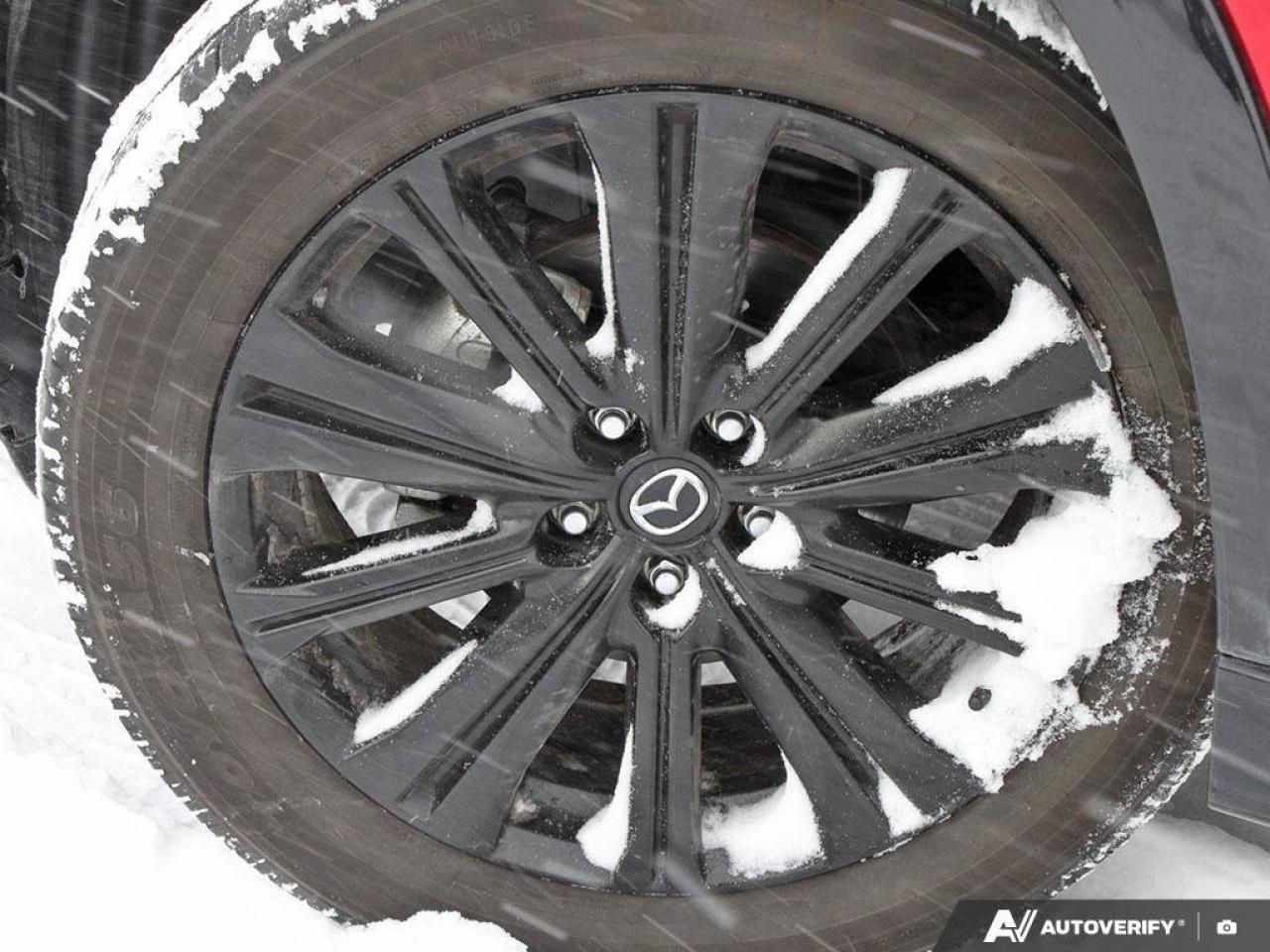 2023 Mazda CX-5 Sport DesignPOWER TAILGATE, SUNROOF, NAV, CARPLAY, Photo