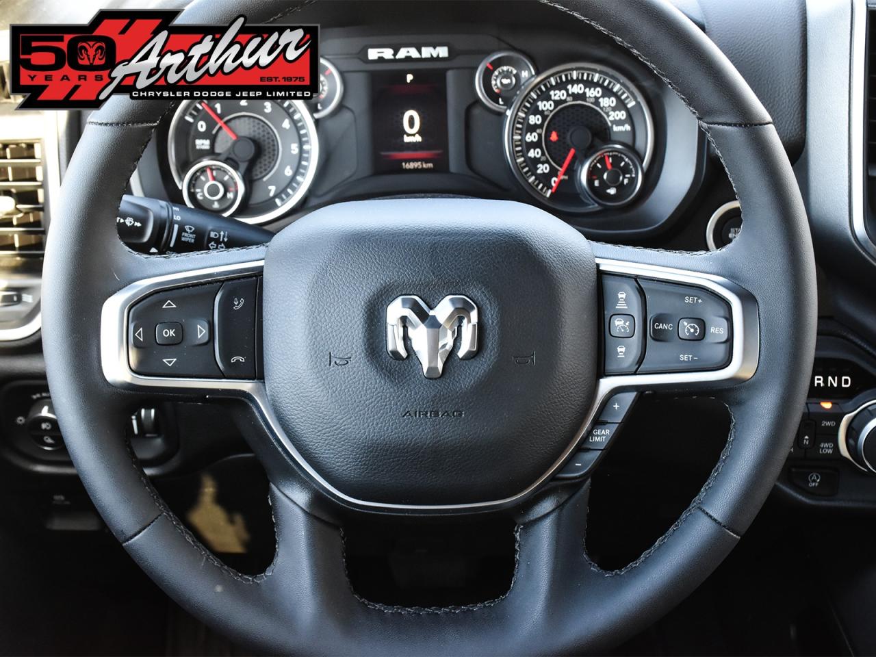 2025 RAM 1500 BIG HORN SPORT CREW CAB 4X4 Photo