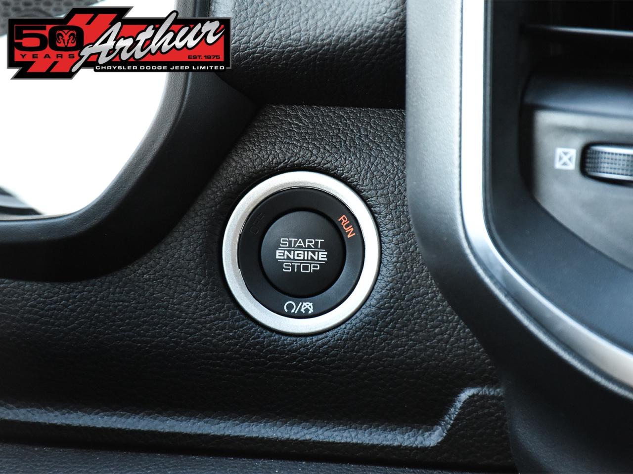 2025 RAM 1500 BIG HORN SPORT CREW CAB 4X4 Photo