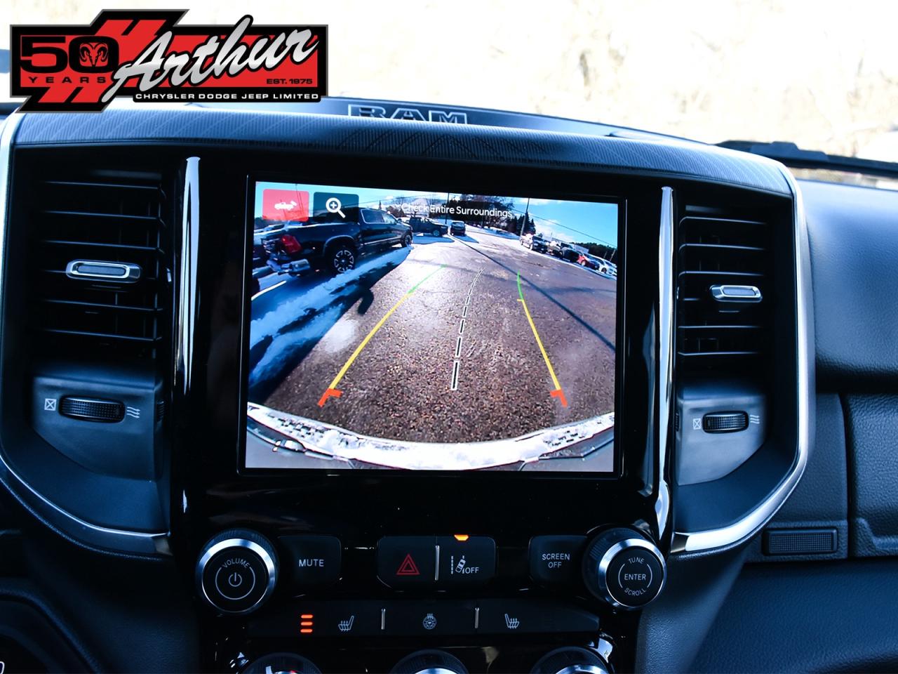 2025 RAM 1500 BIG HORN SPORT CREW CAB 4X4 Photo