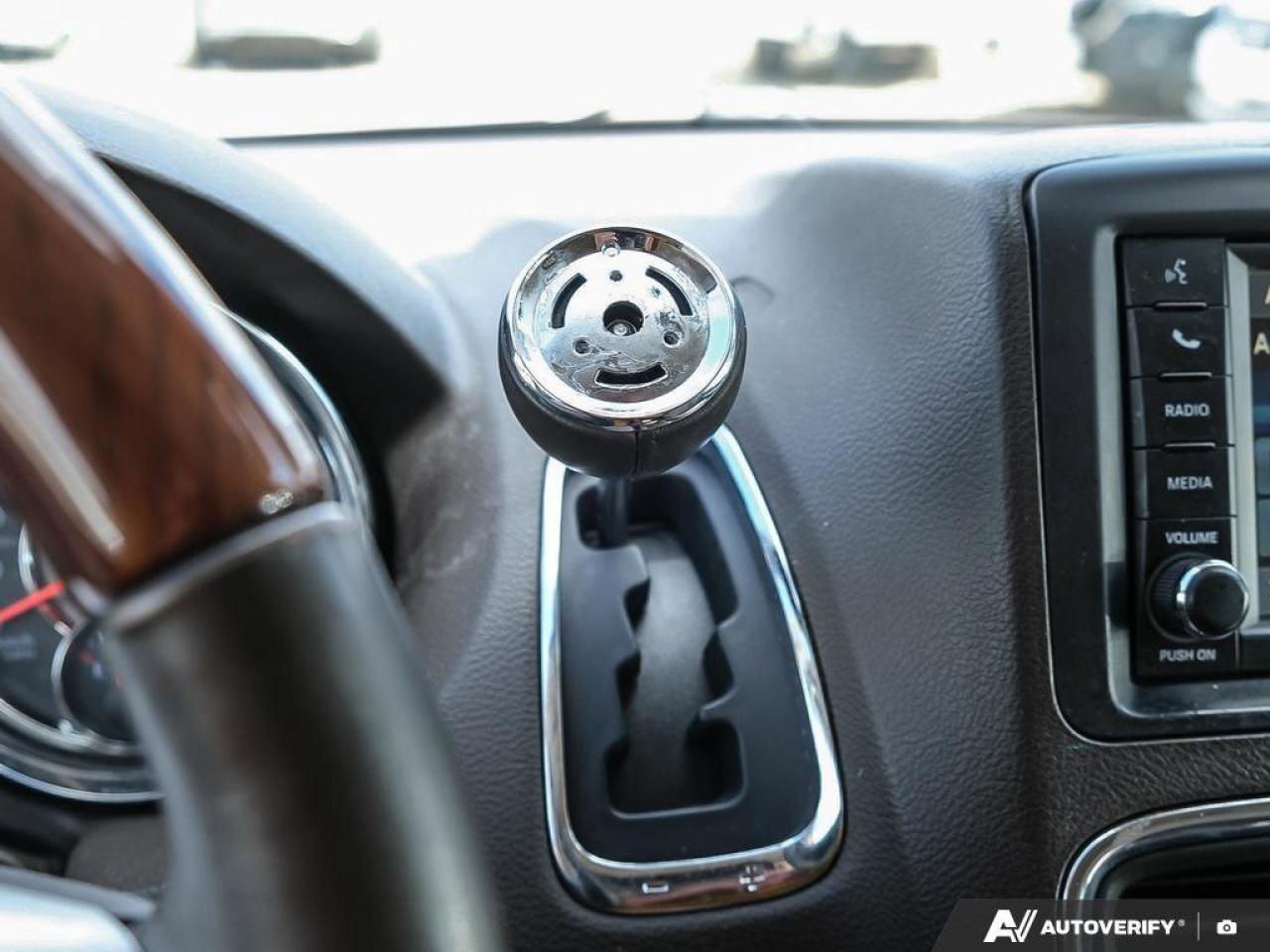 2016 Chrysler Town & Country LimitedCERTIFIED AS-TRADED, STOW 'N GO, BACKUP CAM Photo