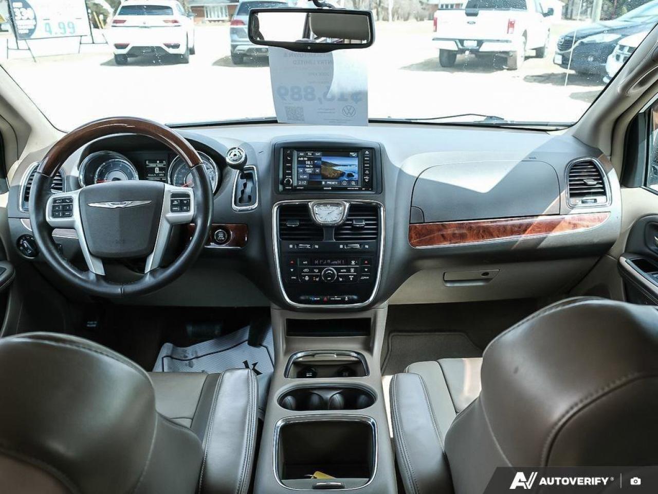 2016 Chrysler Town & Country LimitedCERTIFIED AS-TRADED, STOW 'N GO, BACKUP CAM Photo