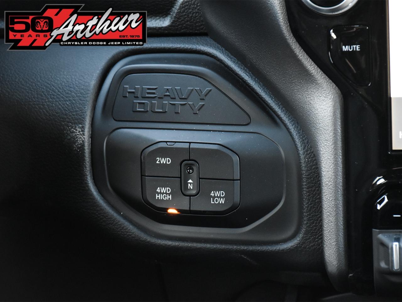 2025 RAM 2500 Big Horn Crew Cab 4x4 Photo