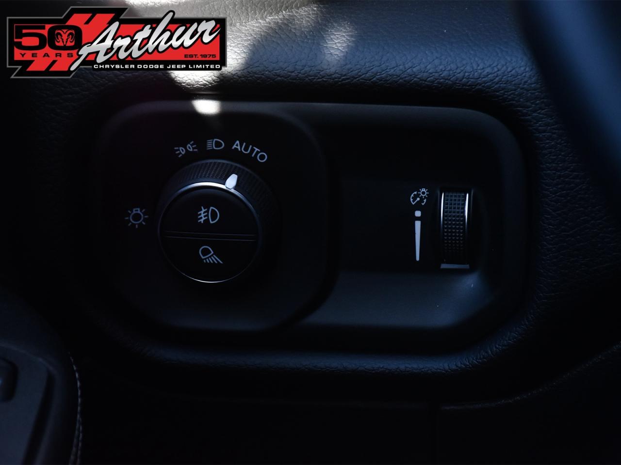 2025 RAM 2500 Big Horn Crew Cab 4x4 Photo