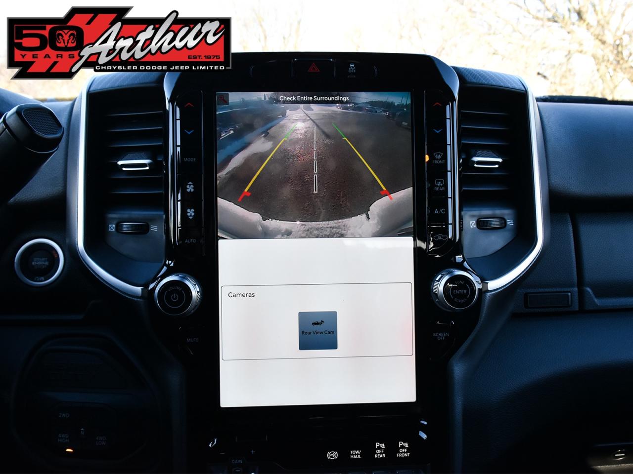 2025 RAM 2500 Big Horn Crew Cab 4x4 Photo