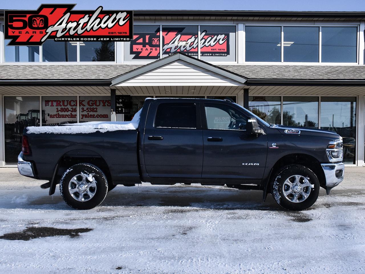 2025 RAM 2500 Big Horn Crew Cab 4x4 Photo2