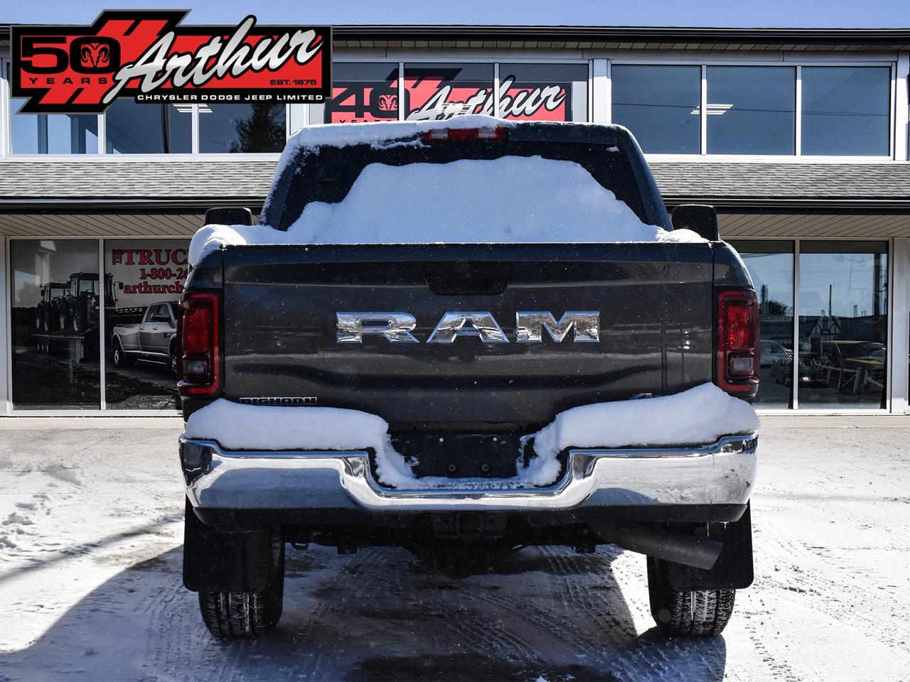 2025 RAM 2500 Big Horn Crew Cab 4x4 Photo