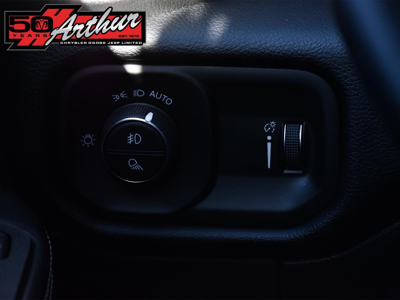 2025 RAM 2500 Big Horn Crew Cab 4x4 Photo