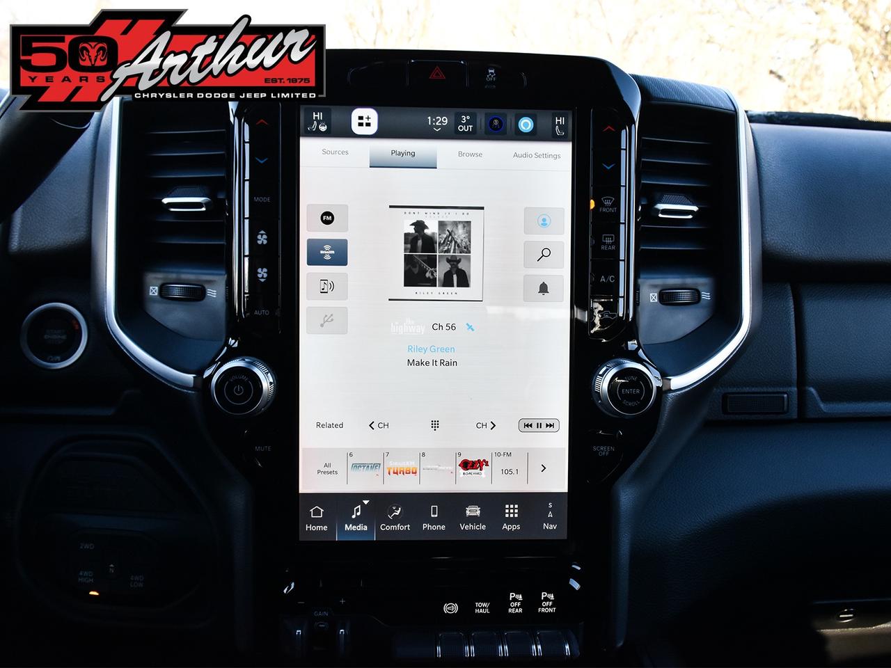 2025 RAM 2500 Big Horn Crew Cab 4x4 Photo