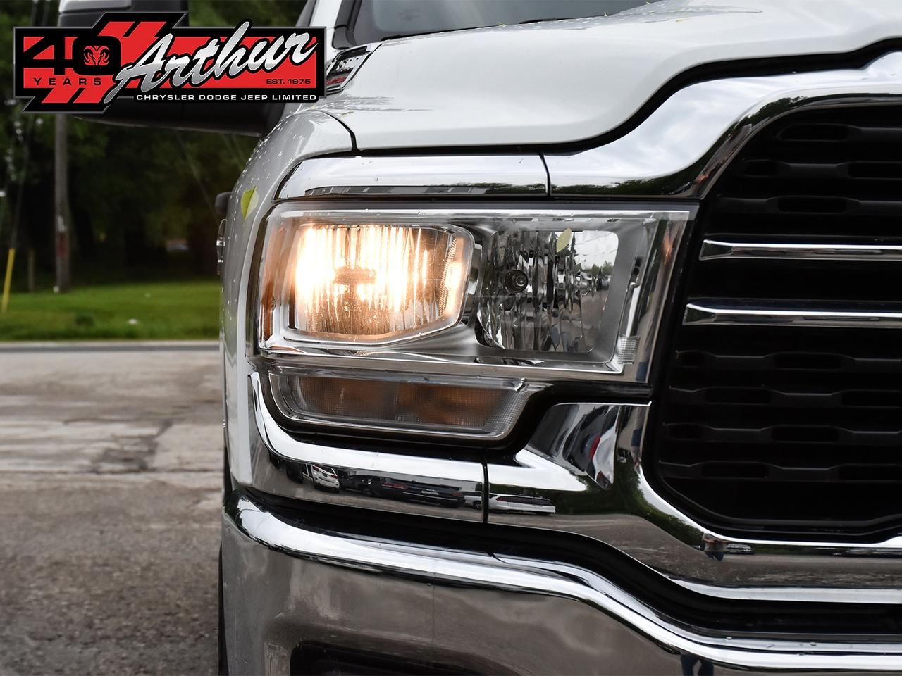 2023 RAM 3500 BIG HORN CREW CAB 4X4 - SRW Photo