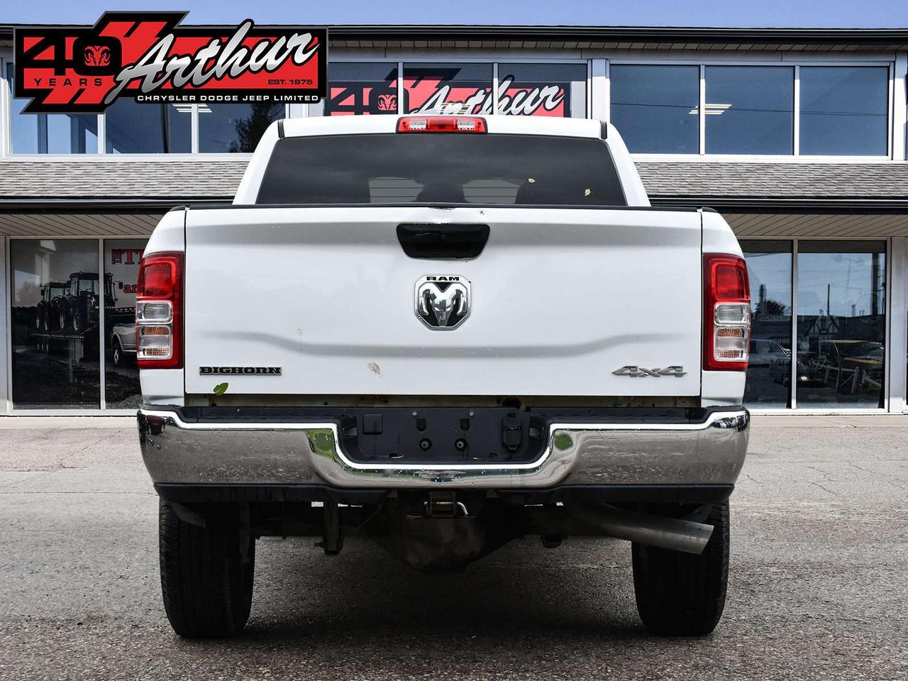 2023 RAM 3500 BIG HORN CREW CAB 4X4 - SRW Photo4