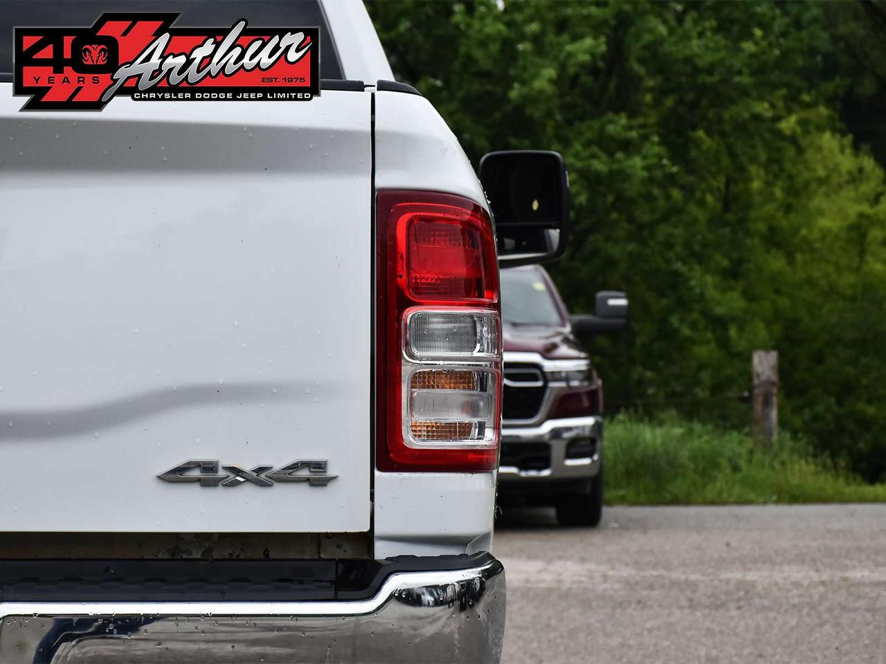 2023 RAM 3500 BIG HORN CREW CAB 4X4 - SRW Photo