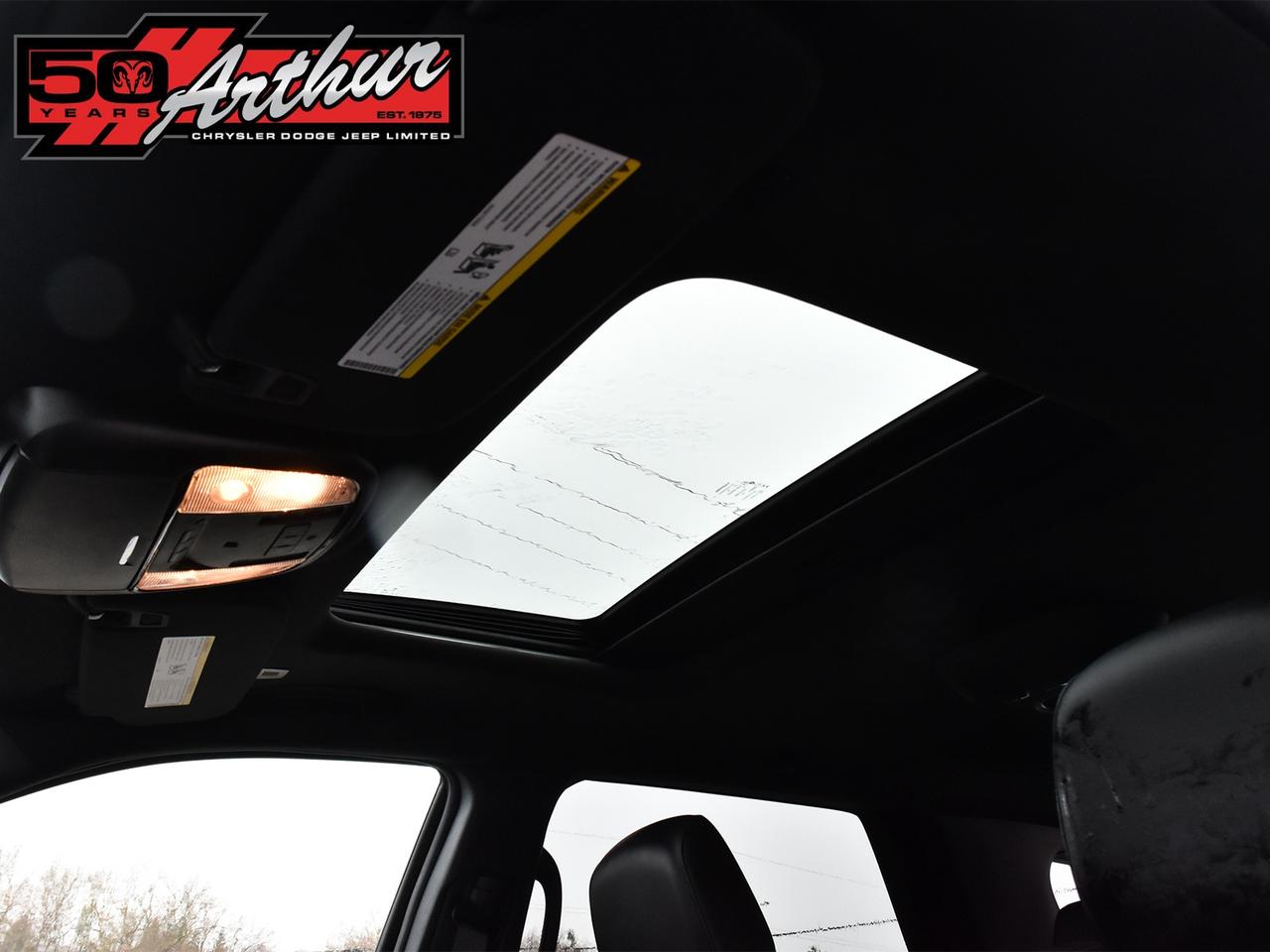 2023 Dodge Durango GT LEATHER AWD NAV Photo