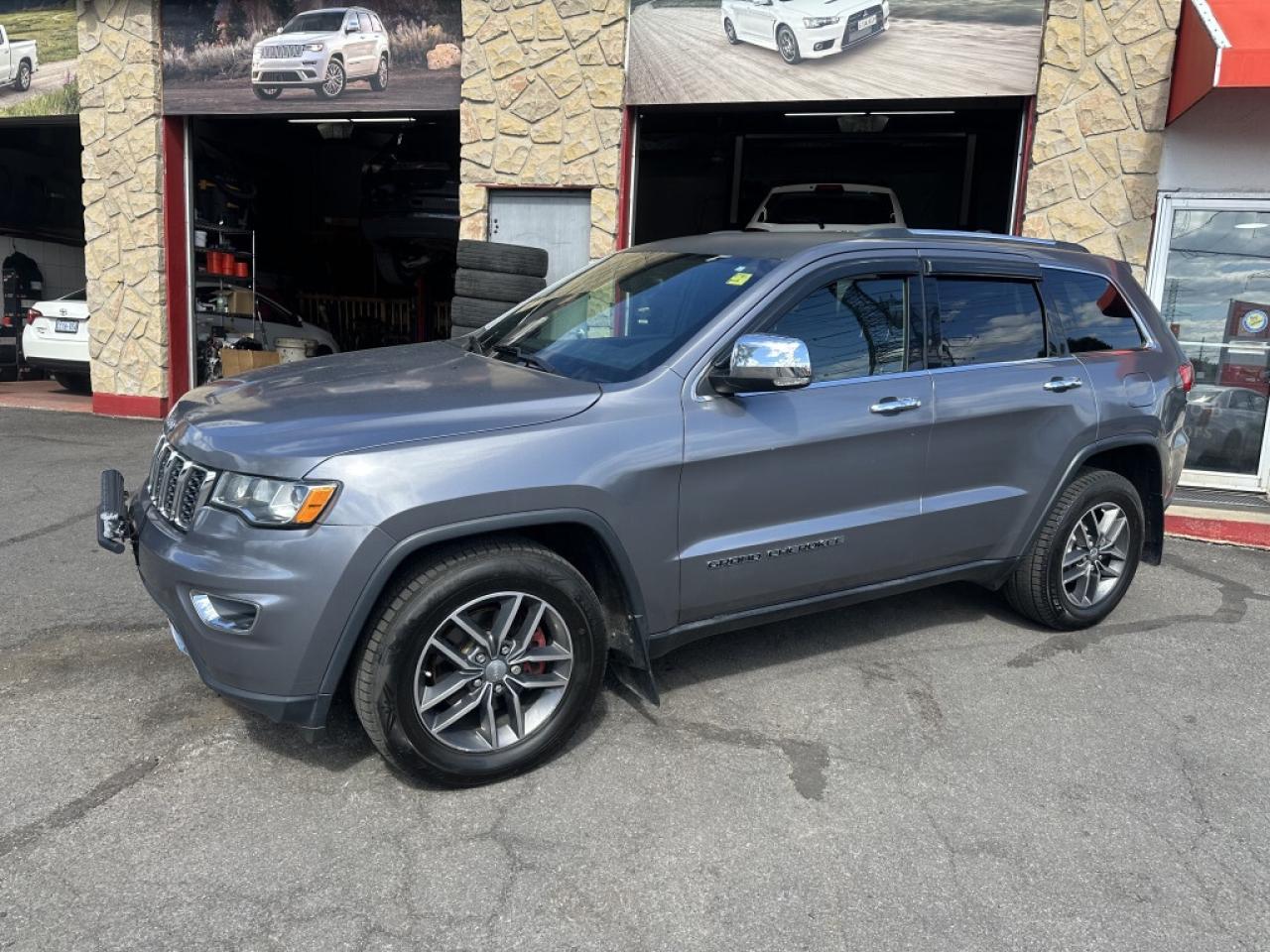 2017 Jeep Grand Cherokee 4WD 4Dr Limited Photo
