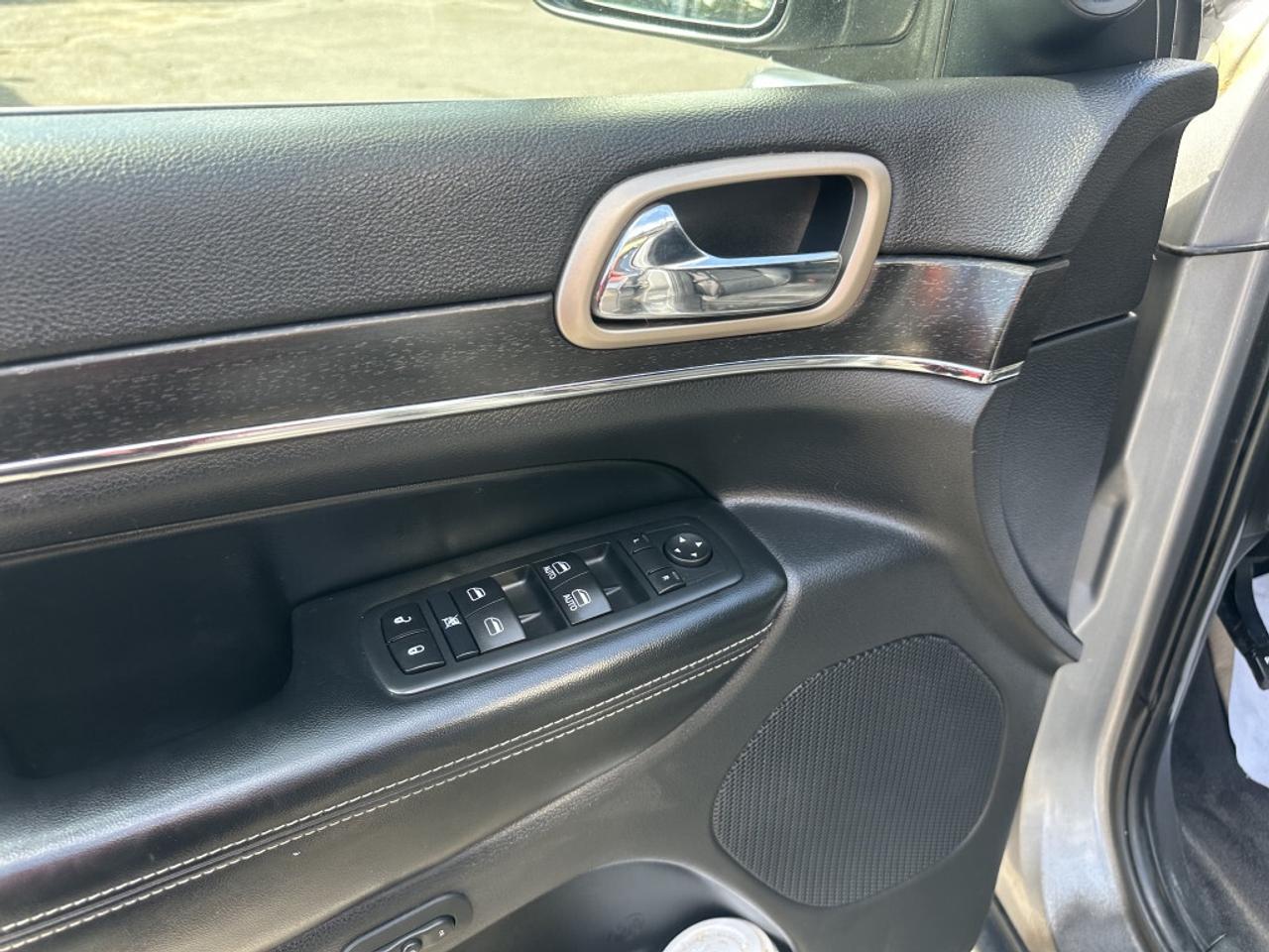 2017 Jeep Grand Cherokee 4WD 4Dr Limited Photo