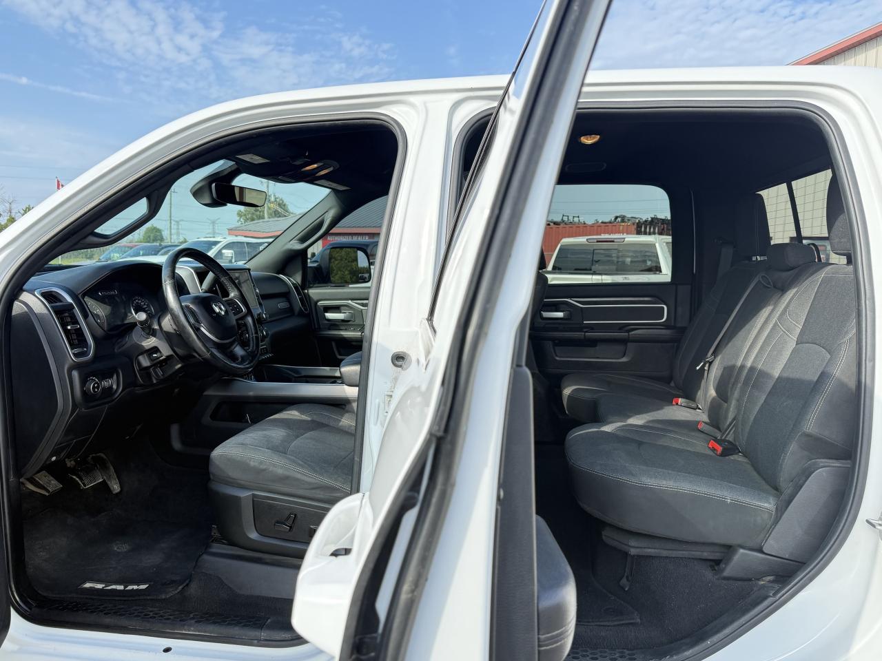 2019 RAM 2500 Big Horn (COMPLETE FUEL/EXHAUST SYSTEM REPLACED!!) Photo