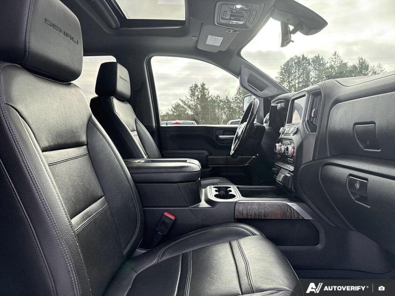 2021 GMC Sierra 3500HD Denali   LUXURIOUS AND LOAD READY   AMAZING DEAL Photo