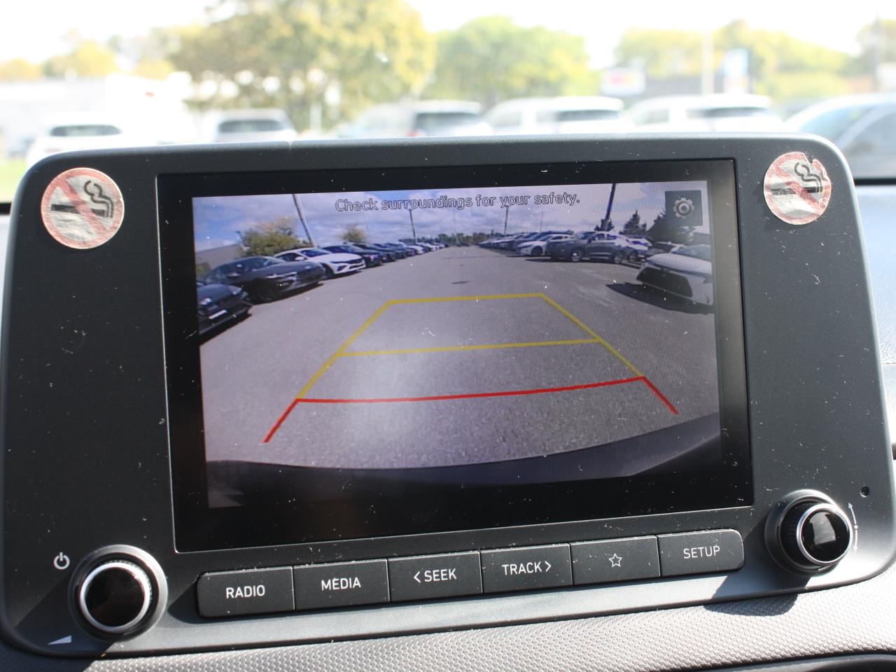 2022 Hyundai KONA Preferred AWD / Heated Seats / Sunroof / Bluetooth Photo