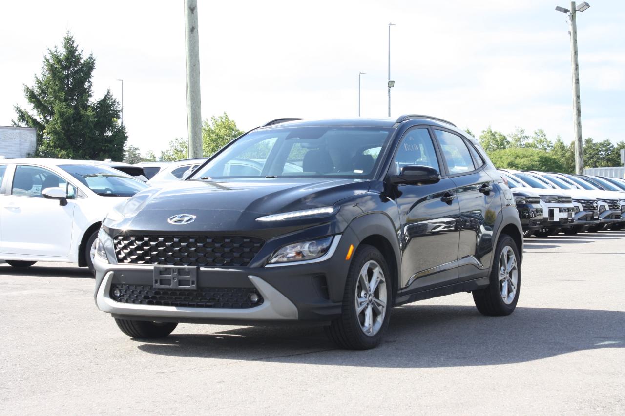 2022 Hyundai KONA Preferred AWD / Heated Seats / Sunroof / Bluetooth Photo