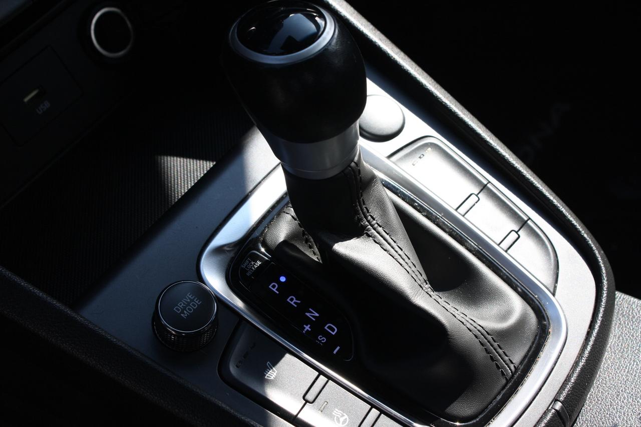 2022 Hyundai KONA Preferred AWD / Heated Seats / Sunroof / Bluetooth Photo