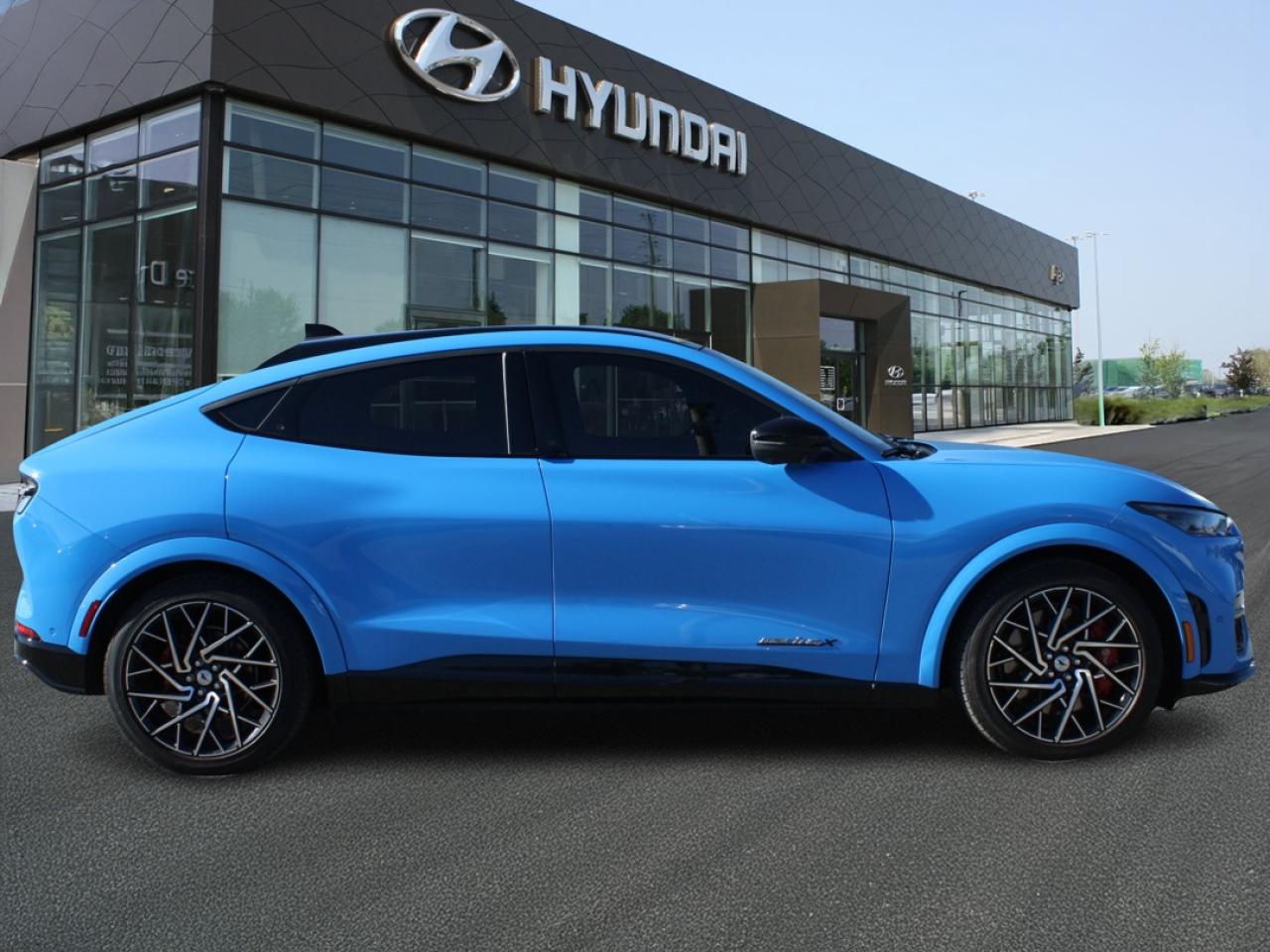 2022 Ford Mustang Mach-E GT Performance Edition AWD / Super Cruise / B&O Photo3