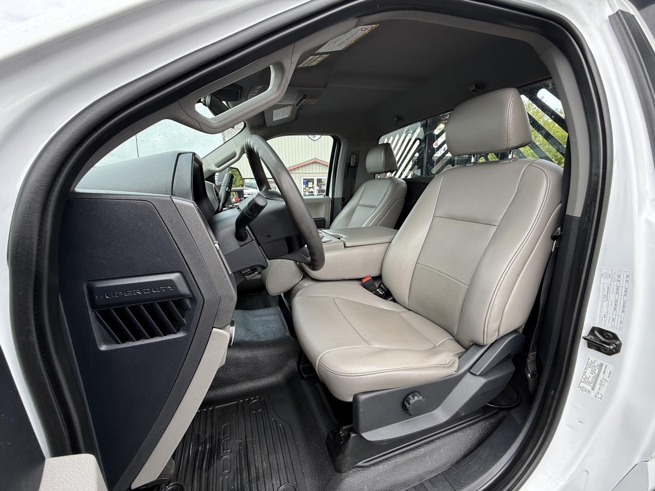 2022 Ford F-550 XL 4WD Reg Cab Dump Truck 4X4 DIESEL Photo