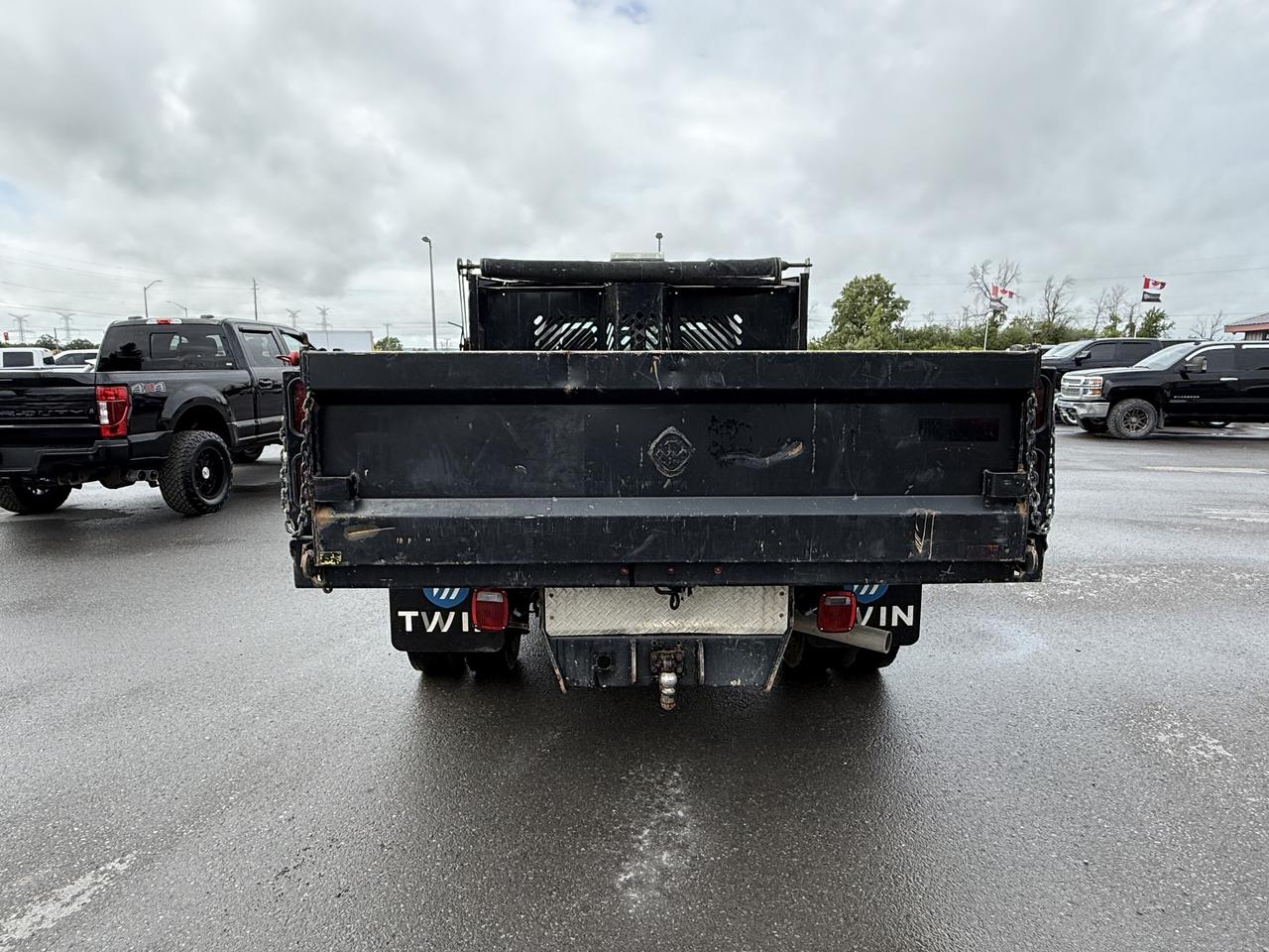 2022 Ford F-550 XL 4WD Reg Cab Dump Truck 4X4 DIESEL Photo