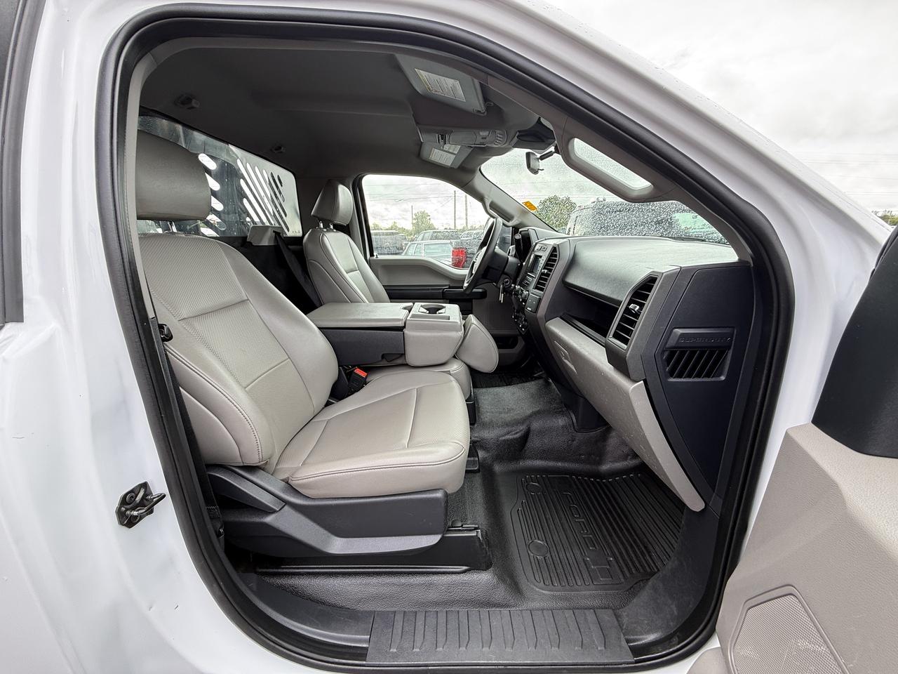 2022 Ford F-550 XL 4WD Reg Cab Dump Truck 4X4 DIESEL Photo