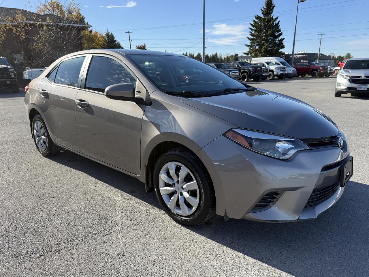 2016 Toyota Corolla 4dr Sdn CVT LE Photo