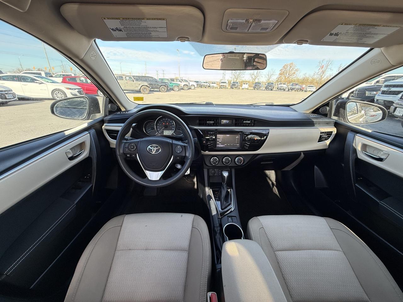 2016 Toyota Corolla 4dr Sdn CVT LE Photo