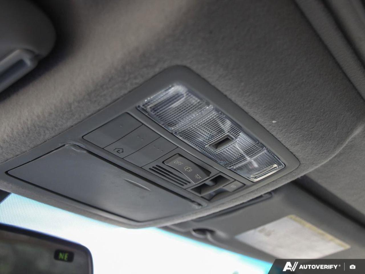 2013 Toyota Highlander LimitedAS-TRADED, ACCIDENT-FREE, NAV, JBL AUDIO, L Photo