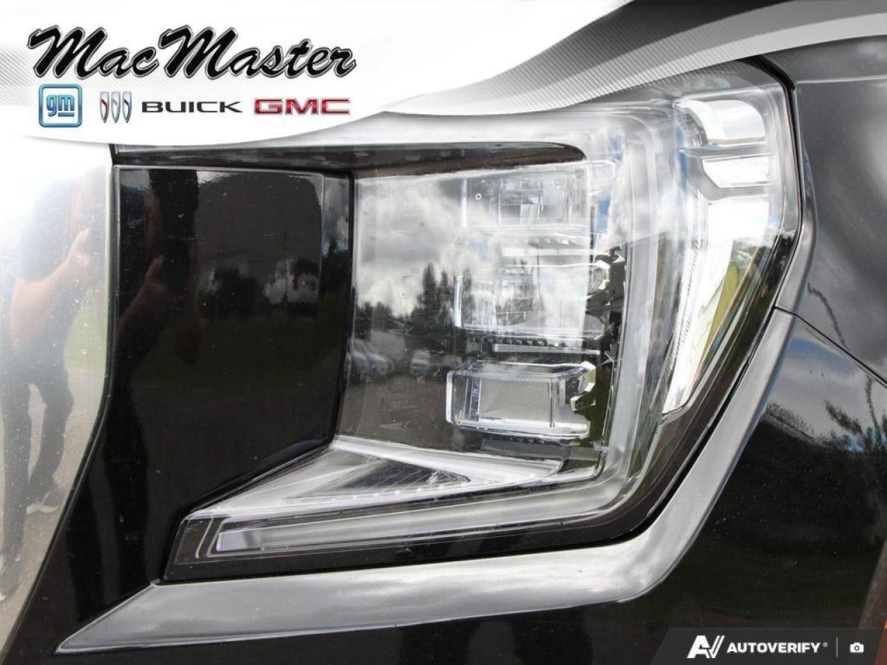 2023 GMC Yukon XL DenaliDENALI, 6.2L, ROOF, RR ENTERTAINMENT, 1-OWNE Photo