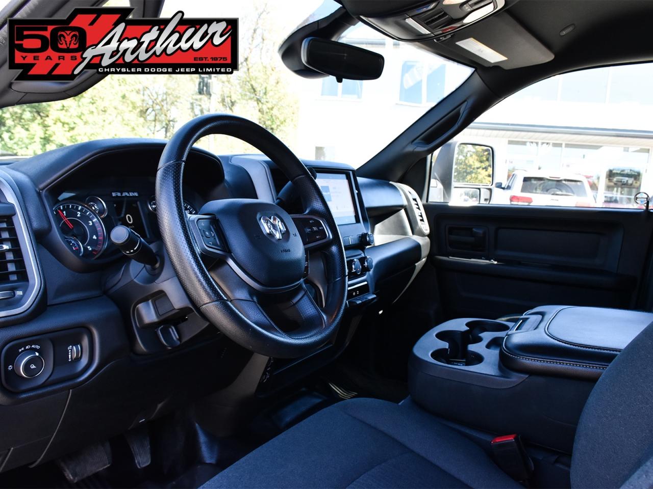 2023 RAM 2500 TRADESMAN CREW CAB 4X4 8FT BOX Photo