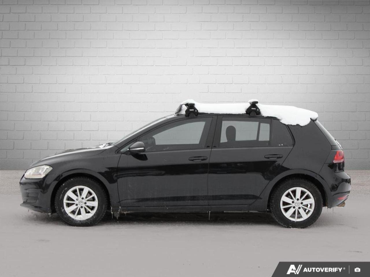 2016 Volkswagen Golf 1.8 TSI TrendlineAS-TRADED, HTD SEATS, BACKUP CAM, Photo2