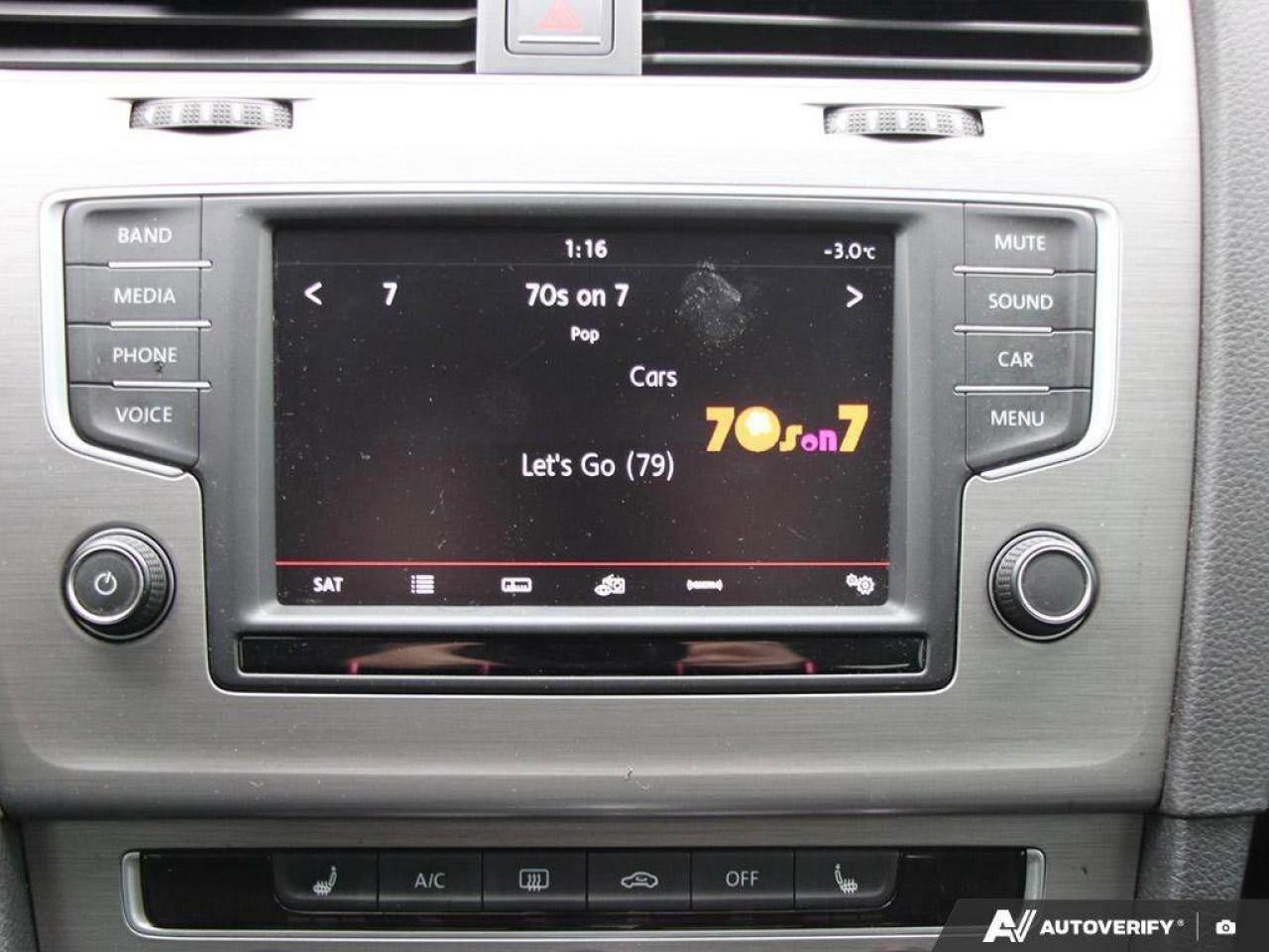 2016 Volkswagen Golf 1.8 TSI TrendlineAS-TRADED, HTD SEATS, BACKUP CAM, Photo