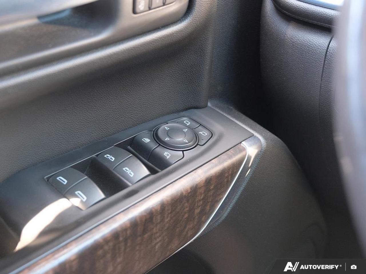 2019 GMC Sierra 1500 DenaliDENALI ULTIMATE, CREW, 4X4, 6.2L, NAV, ROOF, Photo