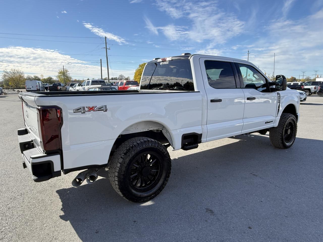 2023 Ford F-250 XLT BDS LEVEL/WHEEL/TIRE/LEATHER PKG!! Photo