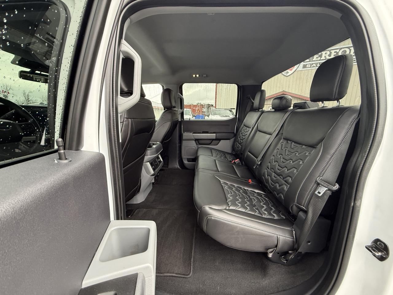 2023 Ford F-250 XLT BDS LEVEL/WHEEL/TIRE/LEATHER PKG!! Photo