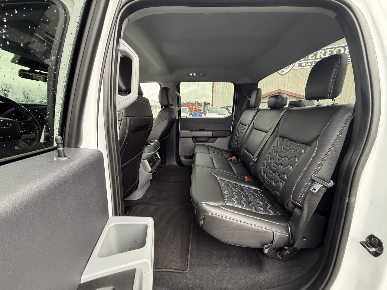 2023 Ford F-250 XLT BDS LEVEL/WHEEL/TIRE/LEATHER PKG!! Photo