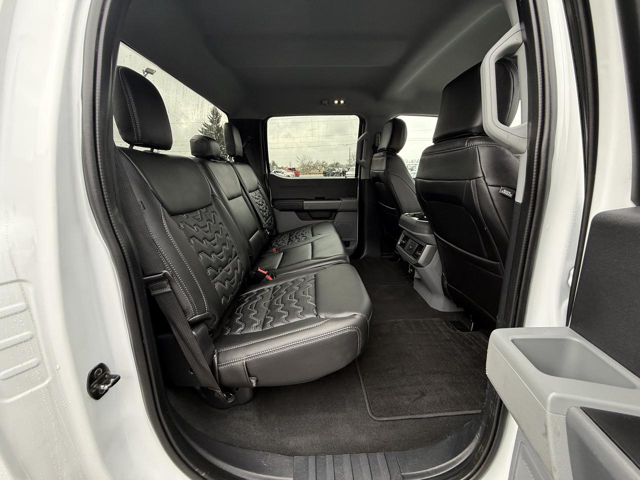 2023 Ford F-250 XLT BDS LEVEL/WHEEL/TIRE/LEATHER PKG!! Photo