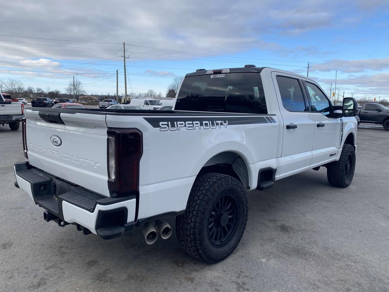2023 Ford F-250 XLT BDS LEVEL/WHEEL/TIRE/LEATHER PKG!! Photo