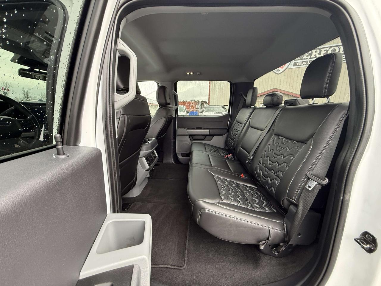 2023 Ford F-250 XLT BDS LEVEL/WHEEL/TIRE/LEATHER PKG!! Photo
